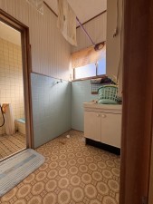 多気郡多気町、中古一戸建ての洗面画像です