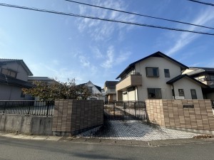 松阪市垣鼻町、中古一戸建ての外観画像です