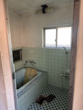 松阪市中万町、中古一戸建ての風呂画像です