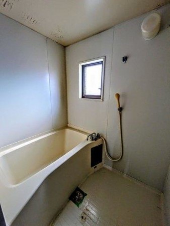 松阪市嬉野津屋城町、中古一戸建ての風呂画像です