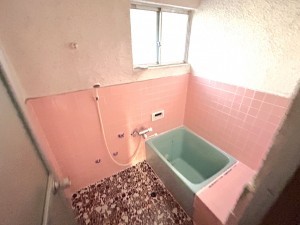 松阪市駅部田町、中古一戸建ての風呂画像です