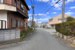 松阪市大黒田町、土地の前面道路を含む現地写真画像です