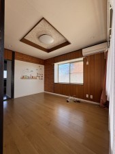 松阪市上七見町、中古一戸建ての内装画像です