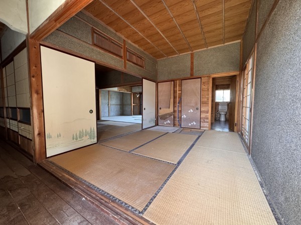 松阪市上七見町、中古一戸建ての内装画像です