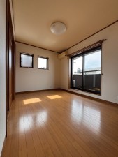 松阪市大黒田町、中古一戸建ての内装画像です