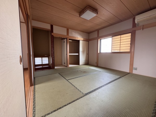 松阪市大黒田町、中古一戸建ての内装画像です