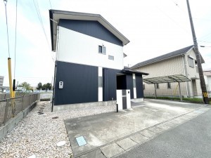 松阪市高町、中古一戸建ての外観画像です