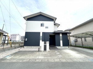 松阪市高町、中古一戸建ての外観画像です