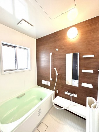 松阪市高町、中古一戸建ての風呂画像です