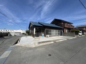 松阪市駅部田町、中古一戸建ての外観画像です
