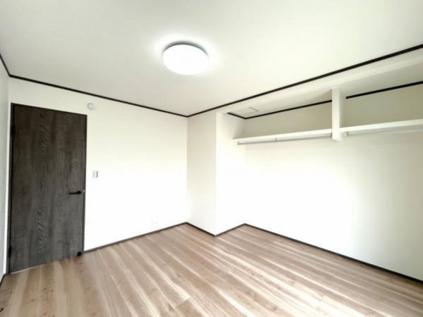 松阪市駅部田町、中古一戸建ての内装画像です