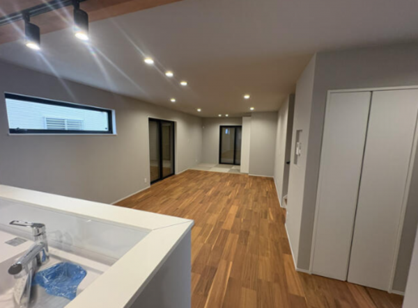 松阪市垣鼻町、新築一戸建ての内装画像です