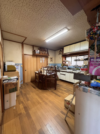 松阪市日丘町、中古一戸建ての内装画像です