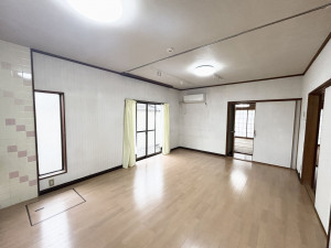 松阪市石津町、中古一戸建ての内装画像です