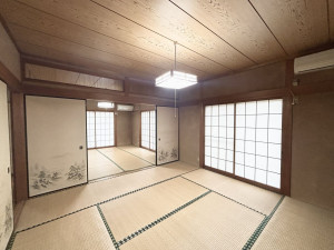 松阪市石津町、中古一戸建ての内装画像です