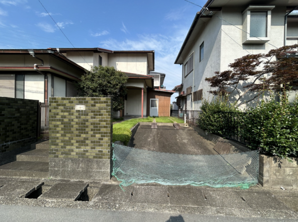 松阪市宝塚町、中古一戸建ての外観画像です