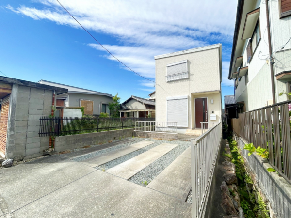 松阪市川井町、中古一戸建ての外観画像です