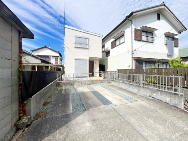 松阪市川井町、中古一戸建ての外観画像です