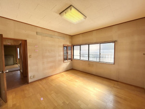松阪市日丘町、中古一戸建ての内装画像です