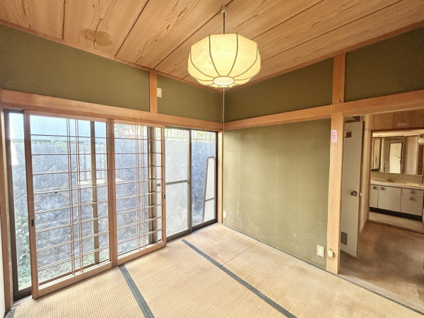 松阪市日丘町、中古一戸建ての内装画像です