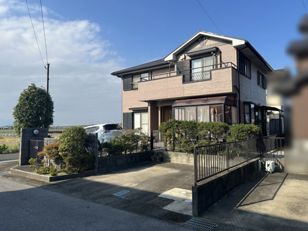 松阪市五主町、中古一戸建ての外観画像です