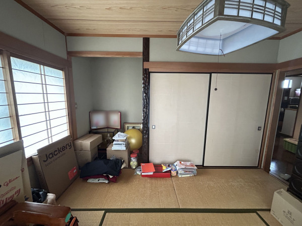 松阪市五主町、中古一戸建ての内装画像です