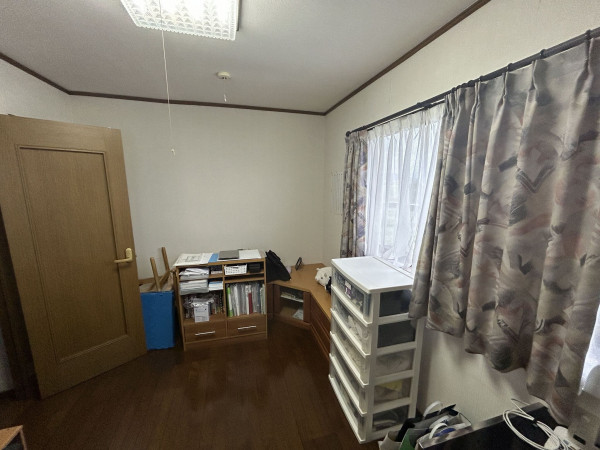 松阪市五主町、中古一戸建ての内装画像です
