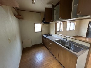 松阪市飯高町田引、中古一戸建てのキッチン画像です