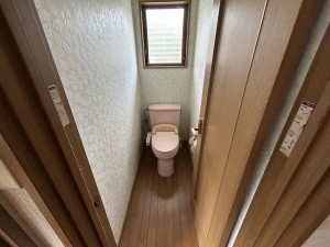 松阪市飯高町田引、中古一戸建てのトイレ画像です
