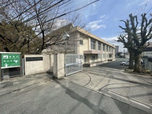 筑紫野市大字筑紫、中古一戸建ての中学校画像です