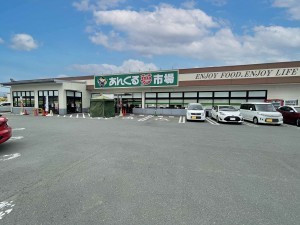 久留米市小森野、新築一戸建てのショッピングセンター画像です