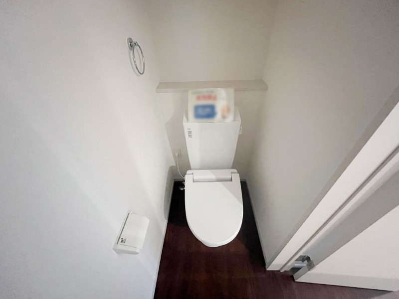 福岡市東区八田、新築一戸建てのトイレ画像です