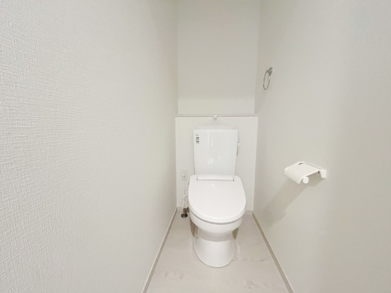 福岡市東区八田、新築一戸建てのトイレ画像です