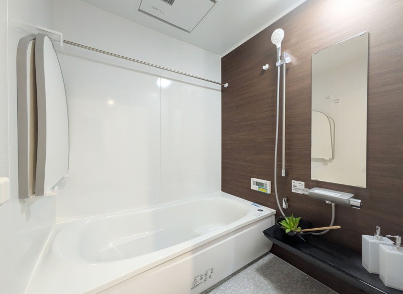 春日市春日、新築一戸建ての風呂画像です