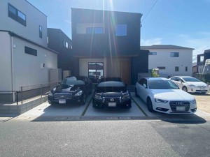 福岡市早良区原、新築一戸建ての前面道路を含む現地写真画像です