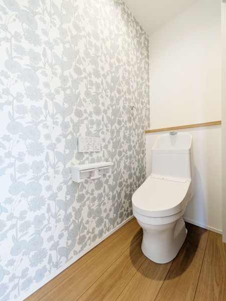 大野城市大城、新築一戸建てのトイレ画像です