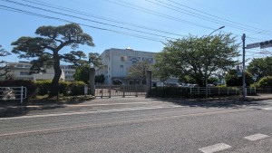朝倉郡筑前町中牟田、土地の中学校画像です