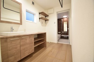 福岡市西区太郎丸、新築一戸建ての洗面画像です