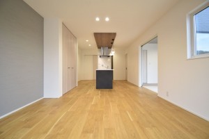 福岡市西区太郎丸、新築一戸建ての居間画像です