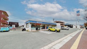 福岡市西区太郎丸、新築一戸建てのコンビニ画像です