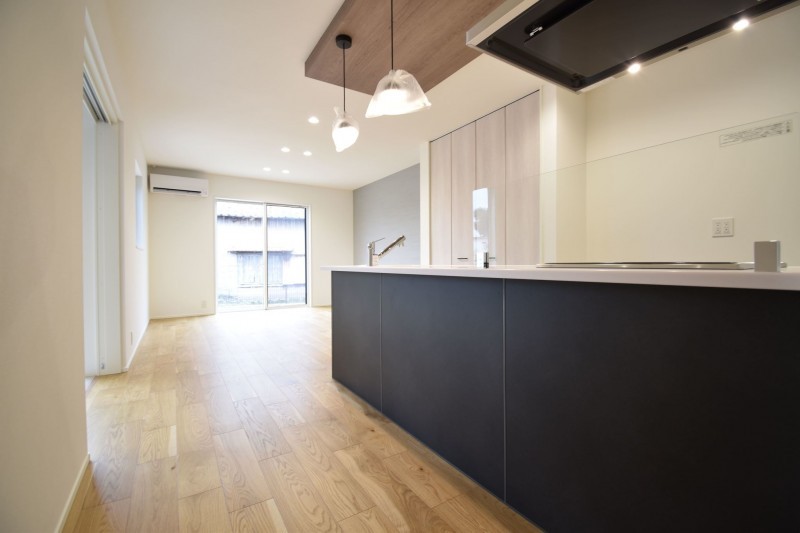 福岡市西区太郎丸、新築一戸建ての居間画像です