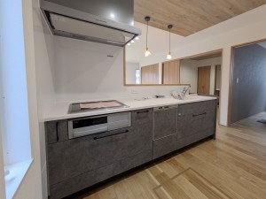 福岡市西区太郎丸、新築一戸建てのキッチン画像です