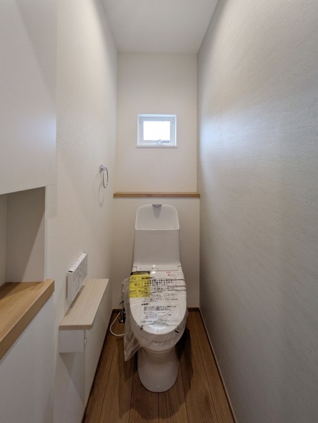 福岡市西区太郎丸、新築一戸建てのトイレ画像です