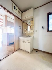 筑紫野市石崎、中古一戸建ての洗面画像です