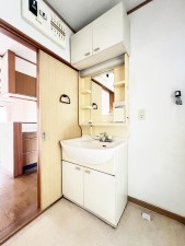 筑紫野市石崎、中古一戸建ての洗面画像です