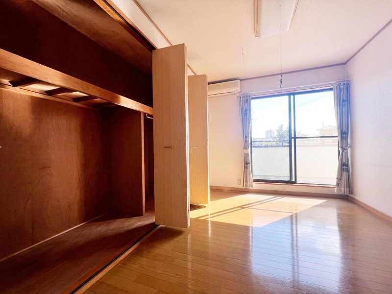 筑紫野市石崎、中古一戸建ての居間画像です