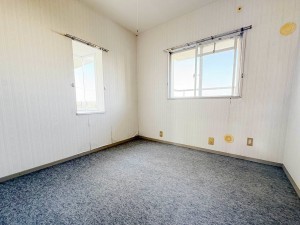 福岡市西区十郎川団地、マンションの居間画像です