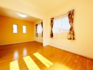 三井郡大刀洗町本郷、中古一戸建ての居間画像です