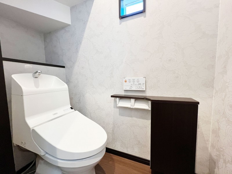 三井郡大刀洗町本郷、中古一戸建てのトイレ画像です