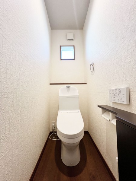 三井郡大刀洗町本郷、中古一戸建てのトイレ画像です